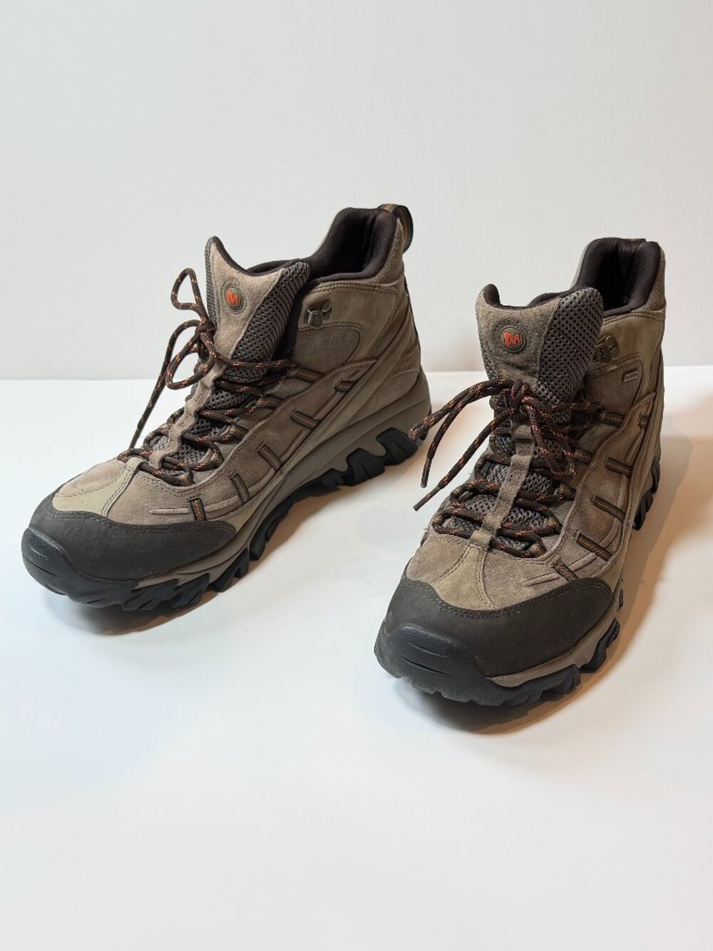 Men's Merrell Waterproof Rugged Hiking Trekker Shoes 13